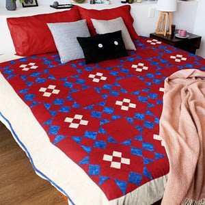 Graphic American Made Patchwork Unique pattern – FINISHED QUILT – Very Nice