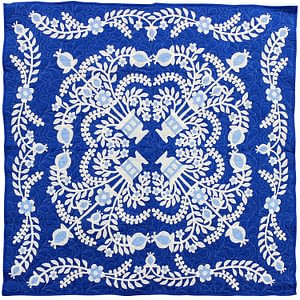 Floral Baskets Hand Applique Wall Sized FINISHED QUILT – Blue and white