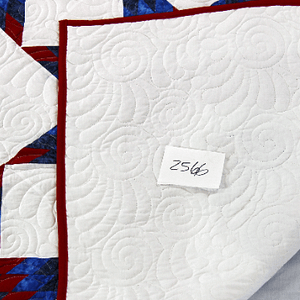 Star Patchwork Patriotic Colors FINISHED QUILT – Queen size – Feather quilting